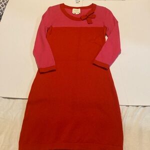 Gorgeous Kate Spade knit dress in very good condition boat neck with a bow